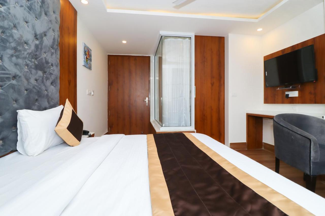 Hotel View - A Boutique Hotel New Delhi Extérieur photo