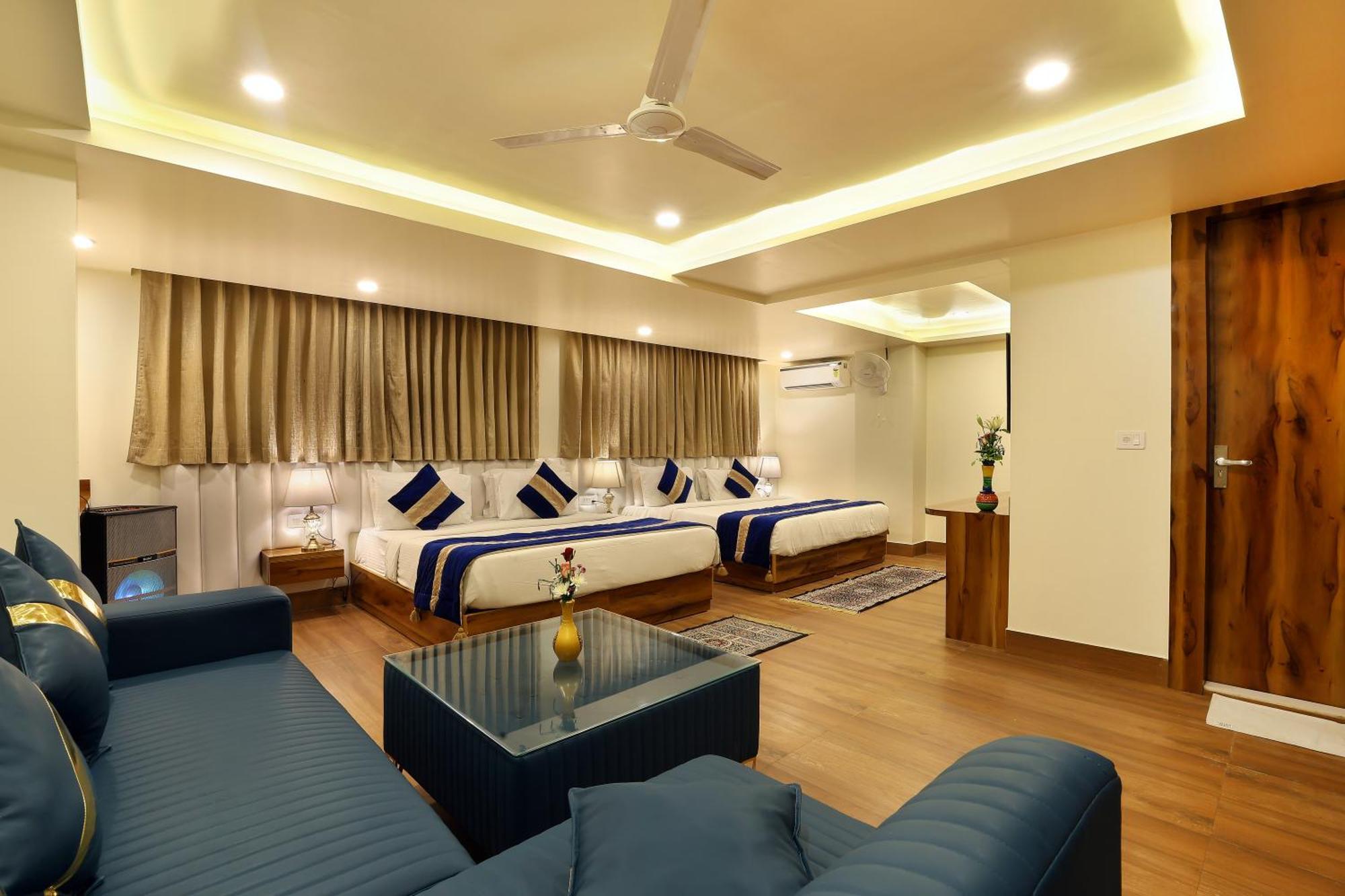 Hotel View - A Boutique Hotel New Delhi Extérieur photo