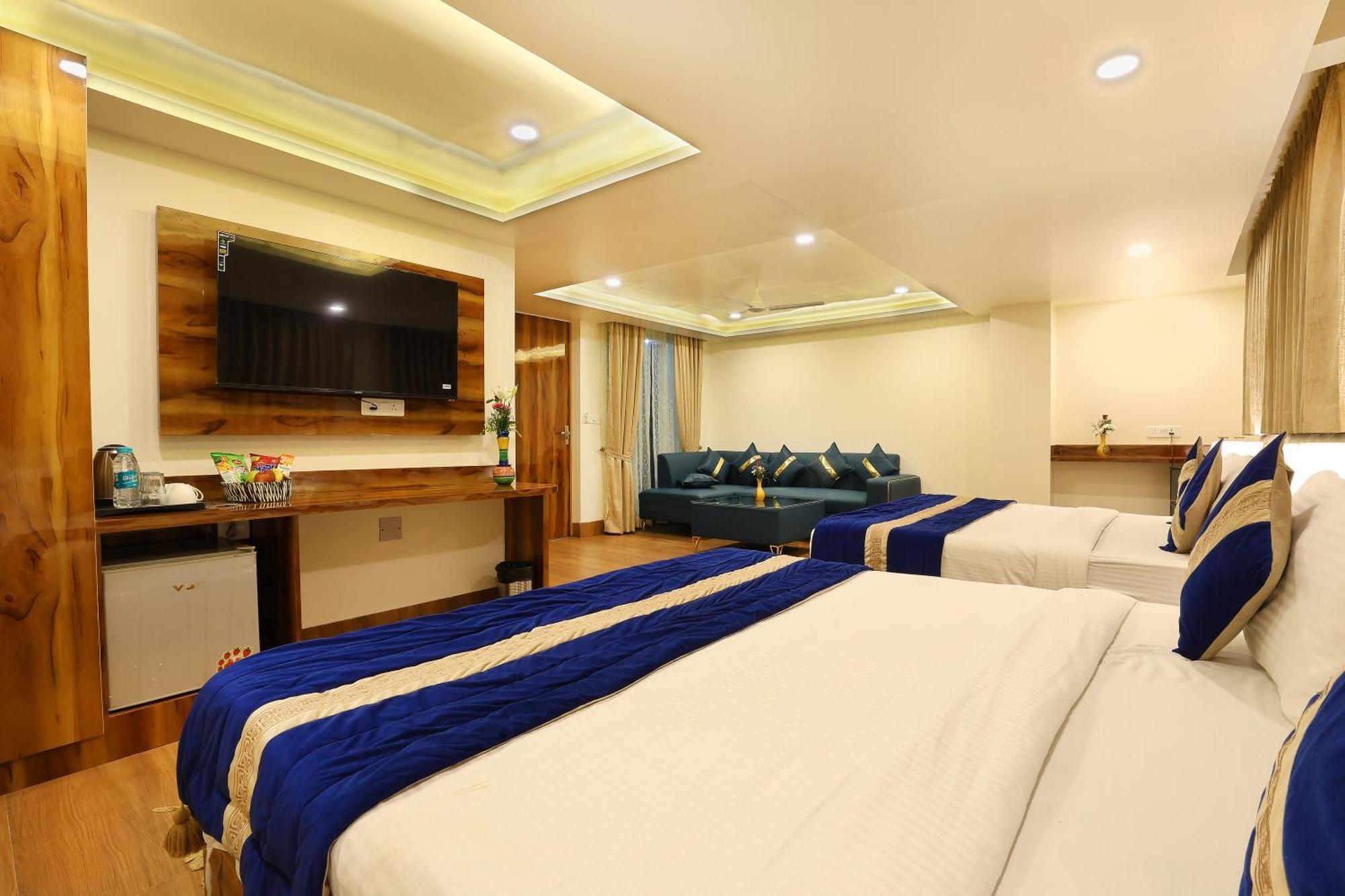 Hotel View - A Boutique Hotel New Delhi Extérieur photo
